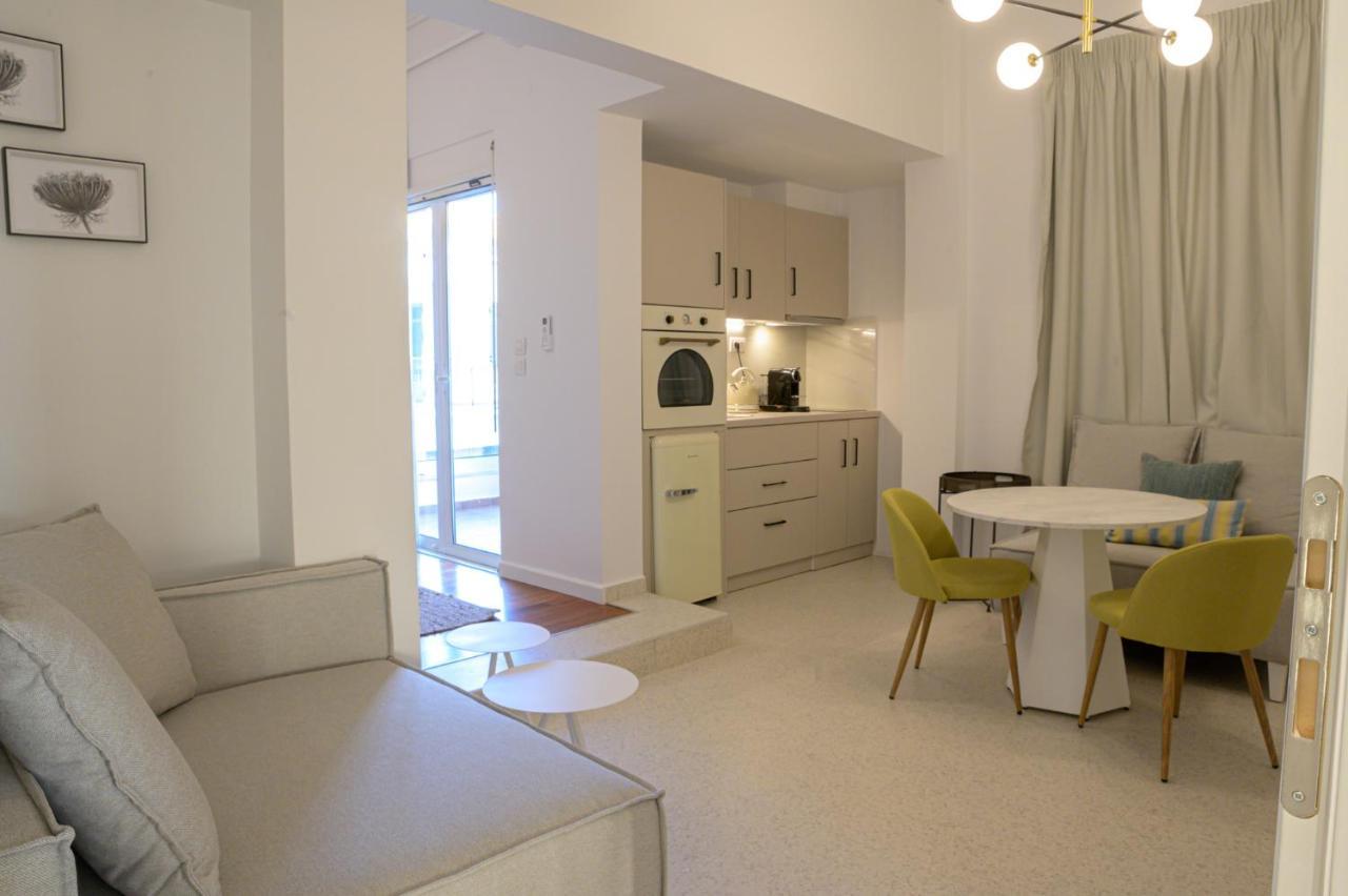 The Well View Apartment Preveza Bagian luar foto