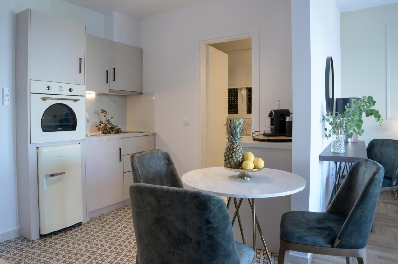 The Well View Apartment Preveza Bagian luar foto